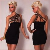 Vestido Preto com 1 Ombro